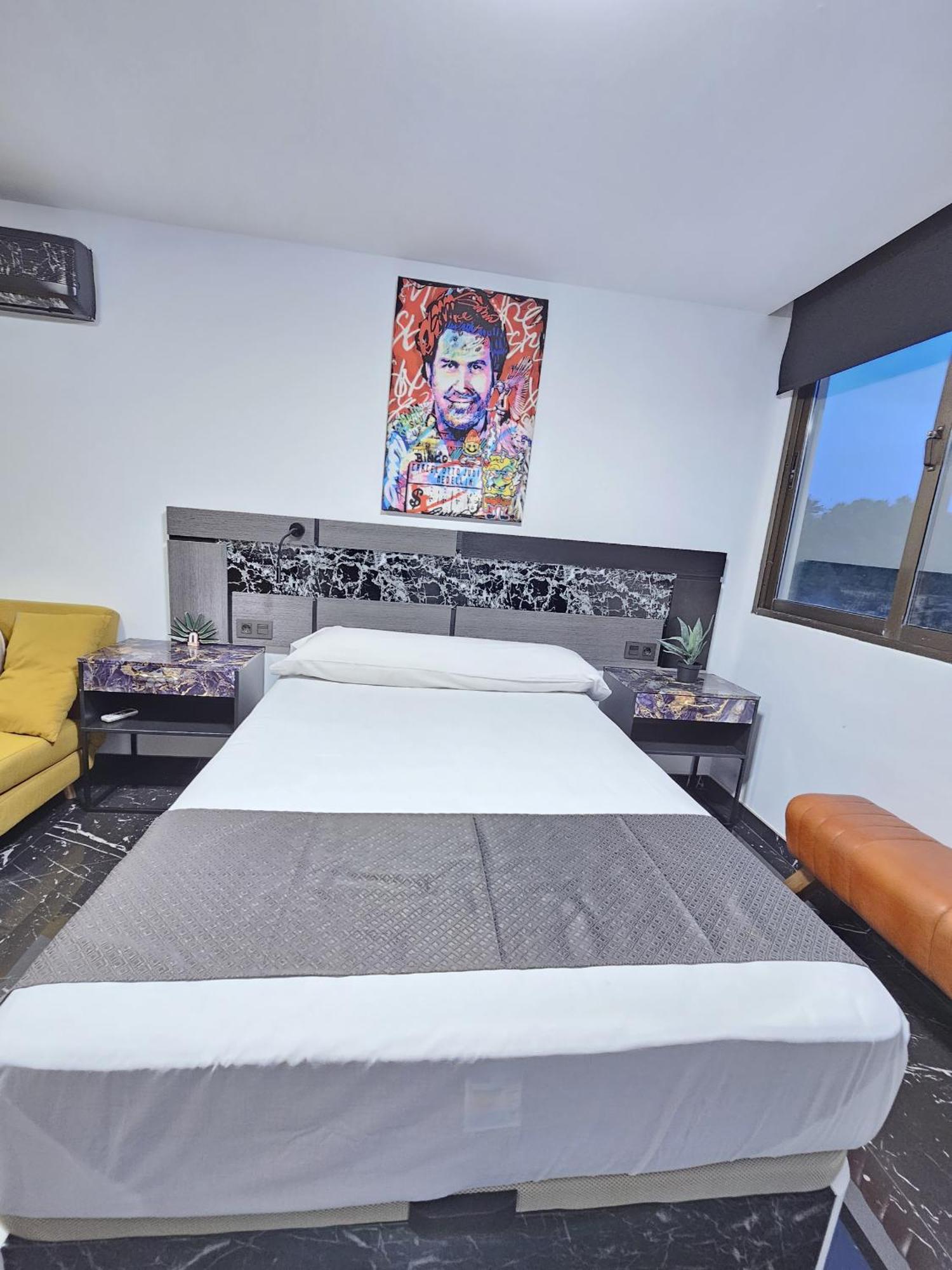 Apartamentos Benidorm Black Eksteriør billede