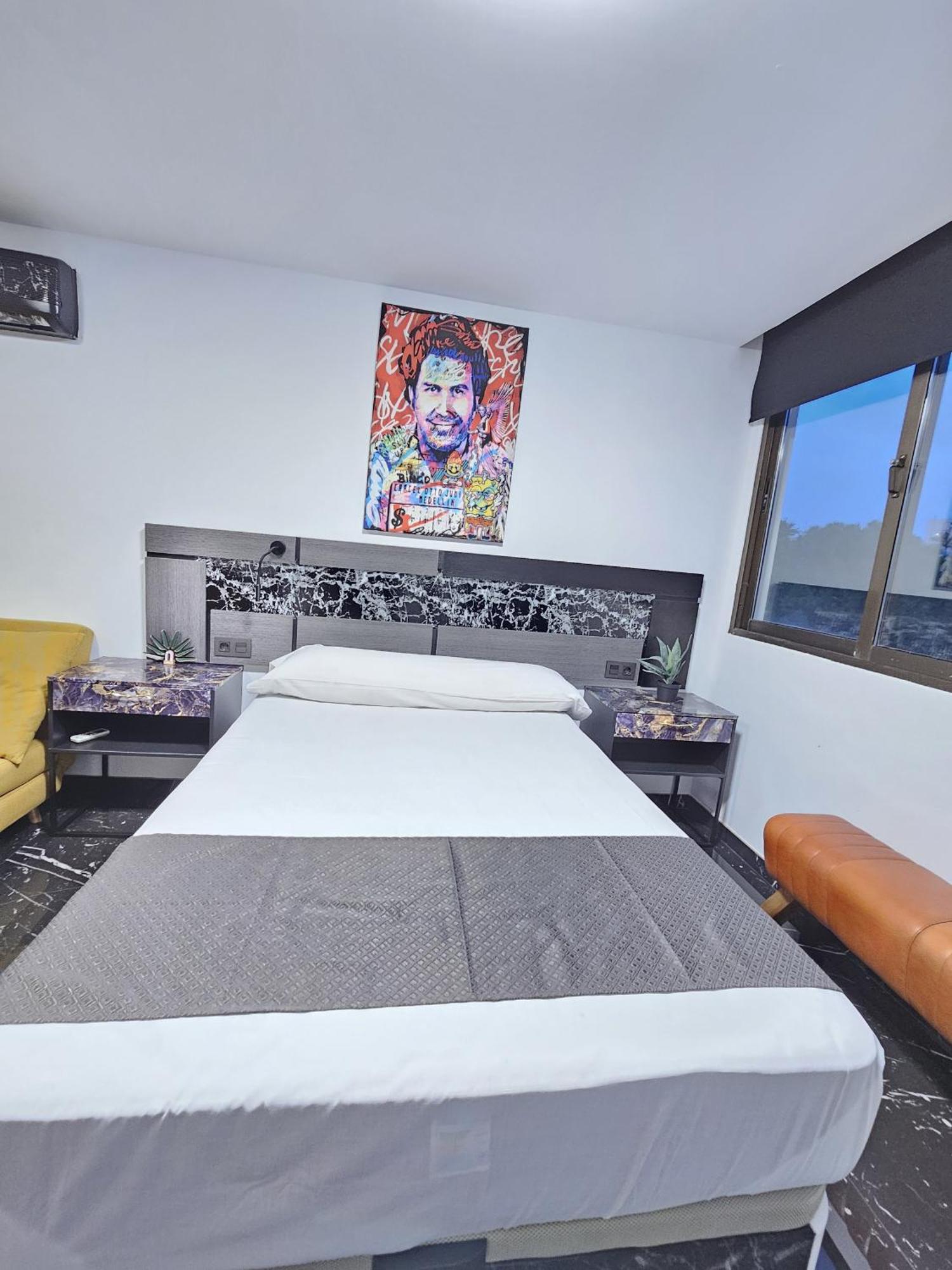 Apartamentos Benidorm Black Eksteriør billede