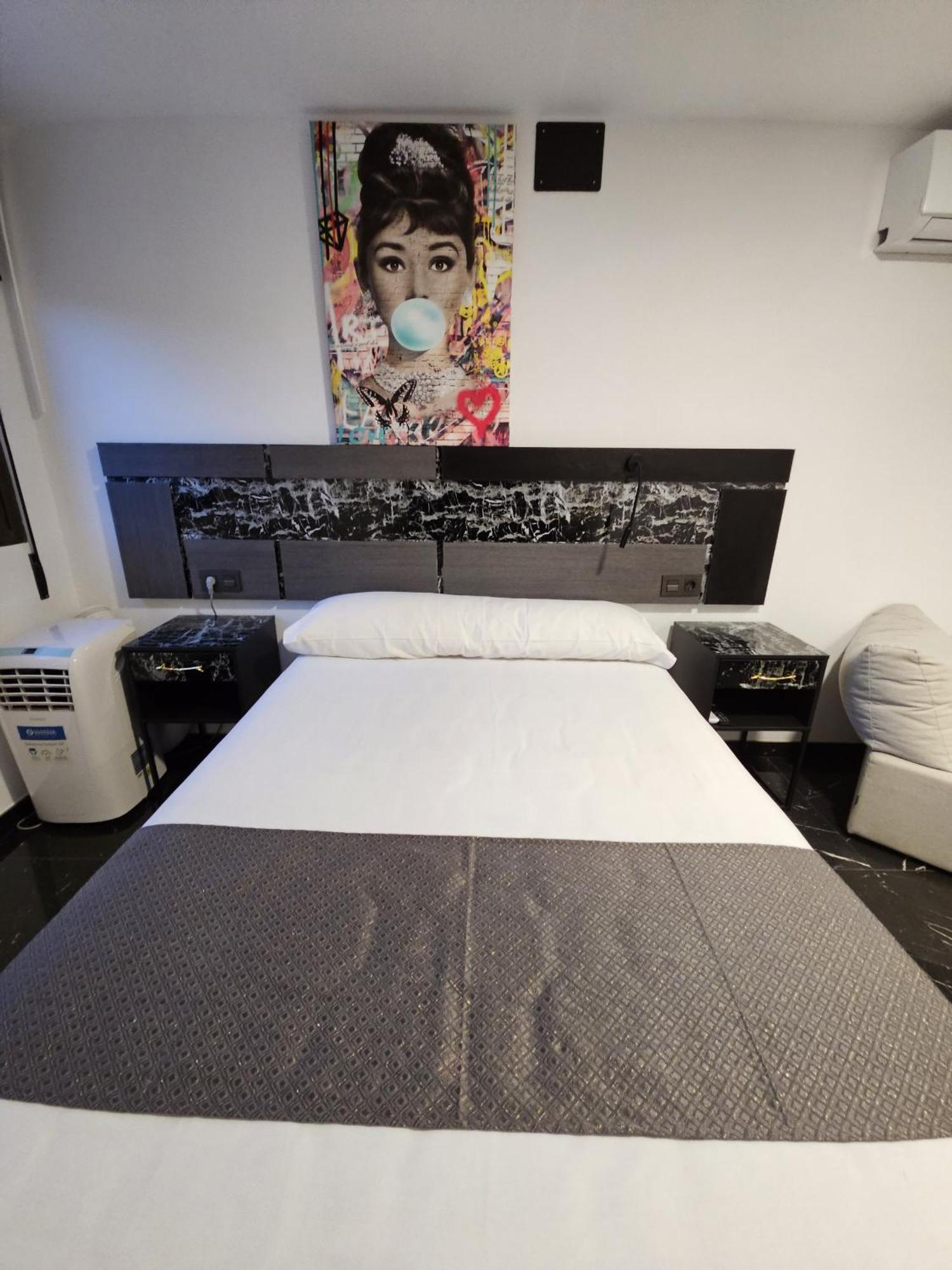 Apartamentos Benidorm Black Eksteriør billede