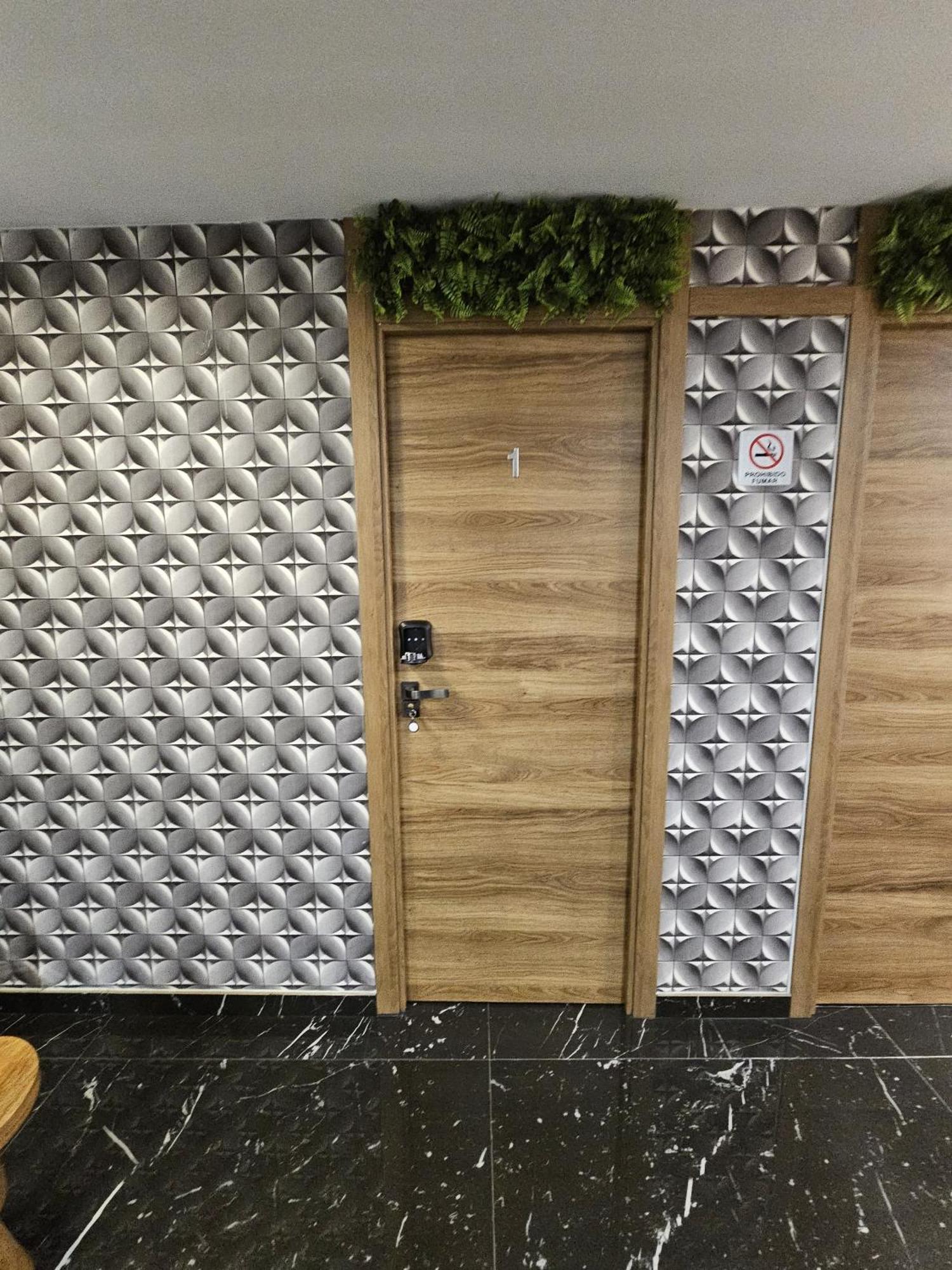 Apartamentos Benidorm Black Eksteriør billede
