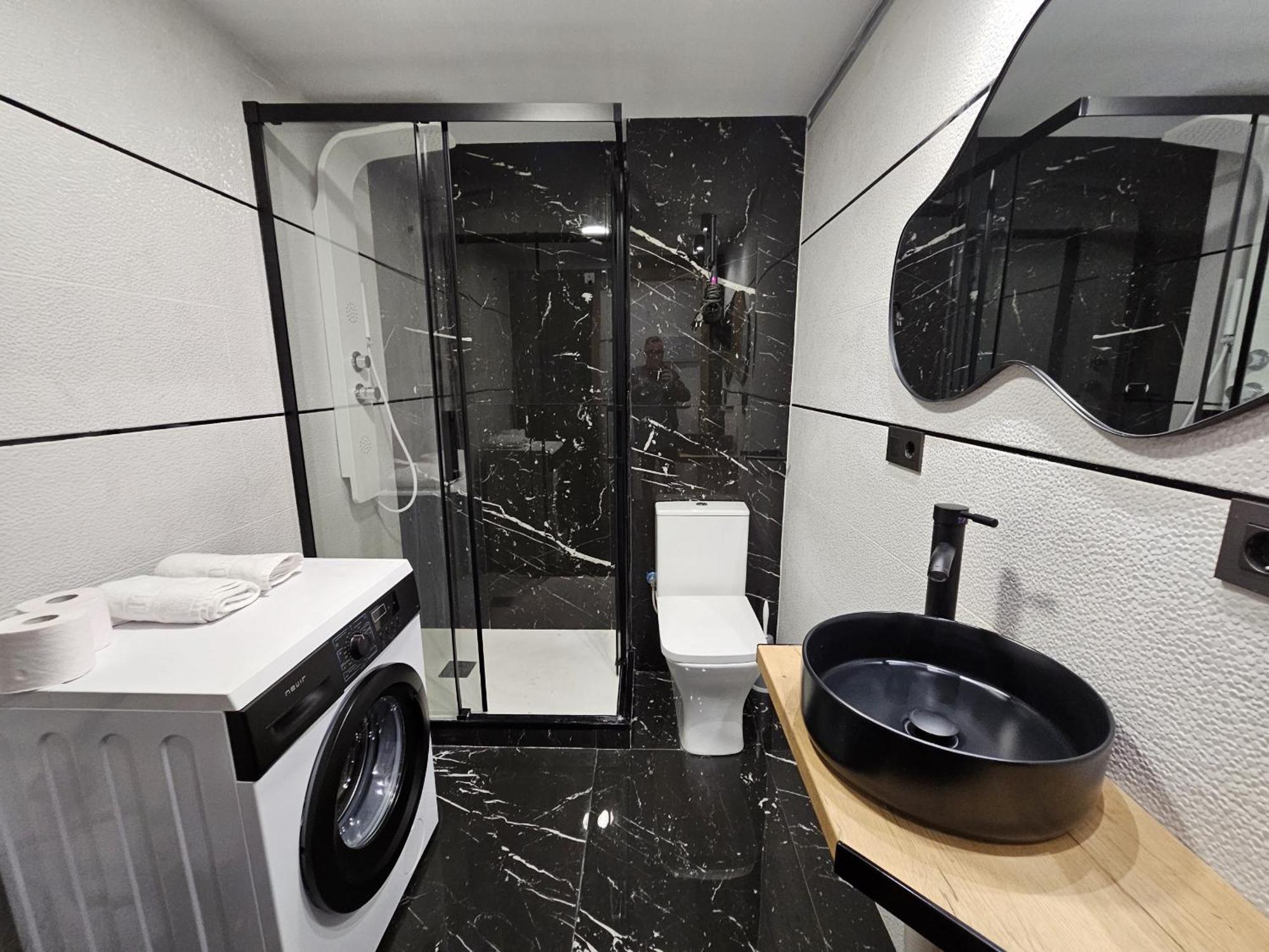 Apartamentos Benidorm Black Eksteriør billede